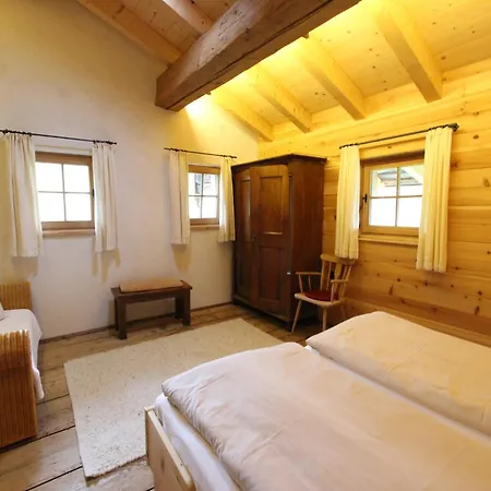 In Tyrol On St Johanns Slope Apfeldorf